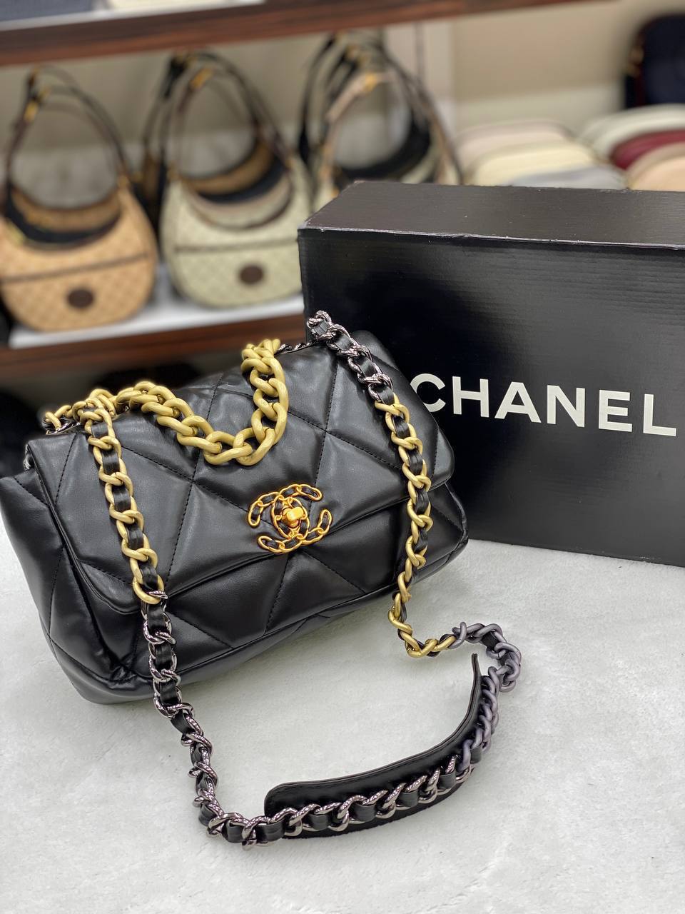 CC - 19 Flap Bag